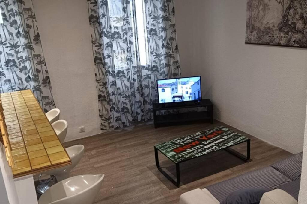 Coquet 2 Pieces Coeur Vieil Antibes Apartment Exterior photo